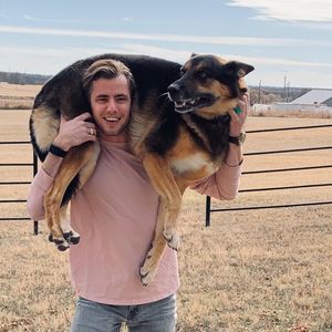 Meet your Posher, Sam